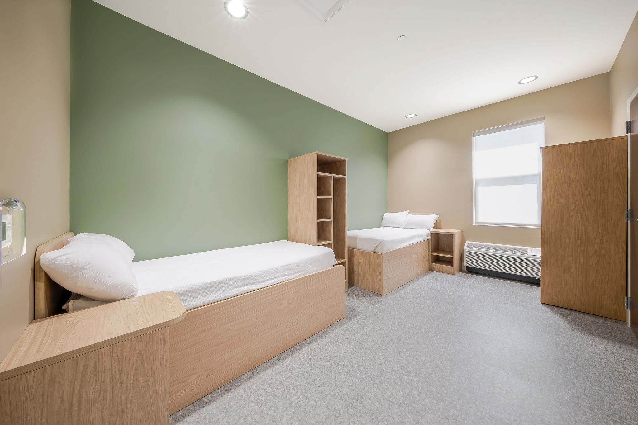 Private bedroom at Woodland Recovery Center
